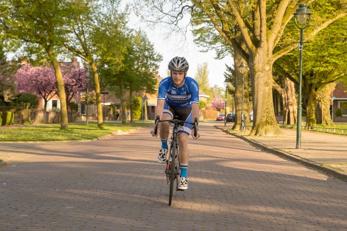 Mathijs Biemold is een van de lokale renners die zaterdag aan het vertrek staat in de Ronde van de Vijver in het Tuindorp.