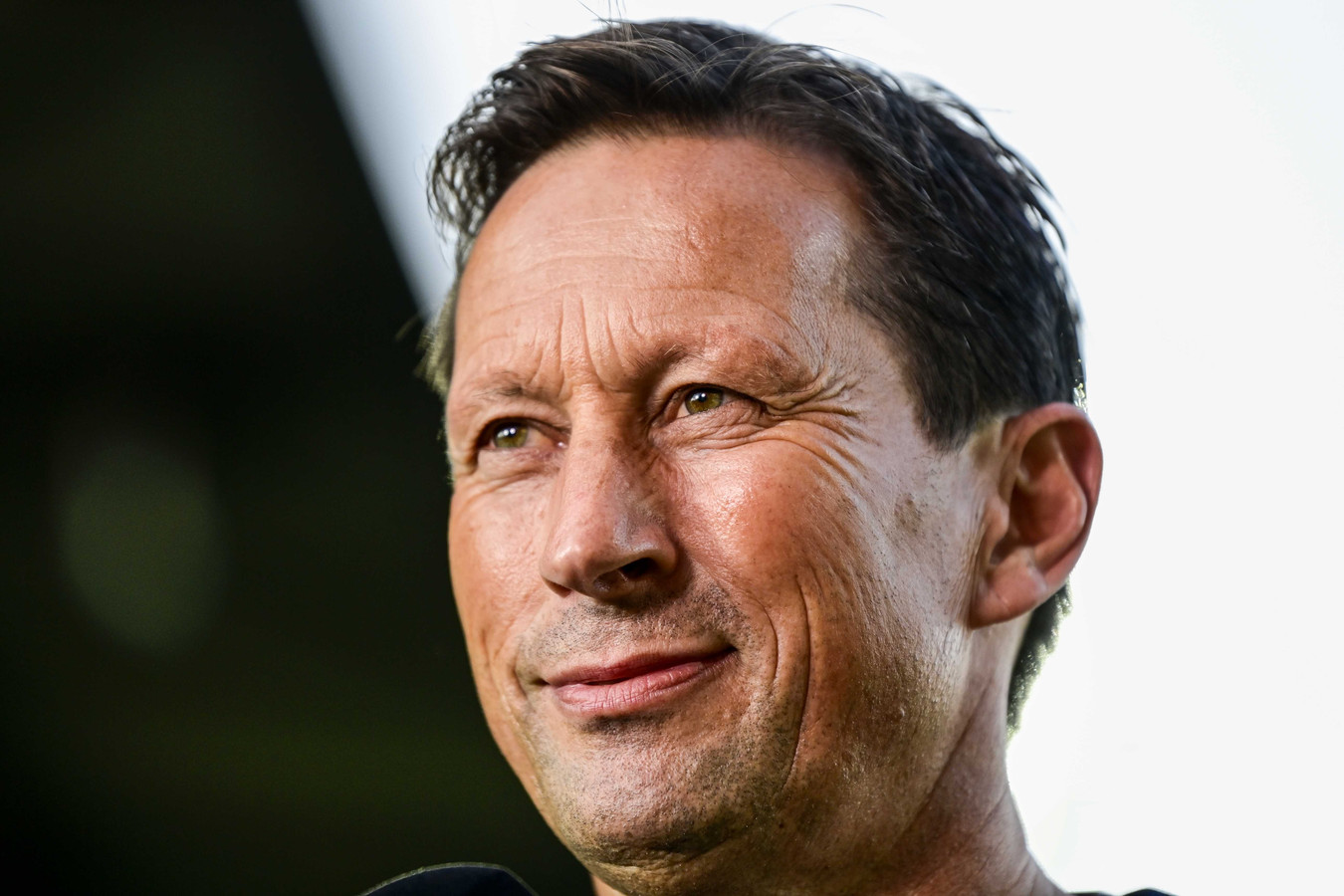 Roger Schmidt wordt gezien als eigenzinnig en doet soms menig wenkbrauw fronsen, maar bij PSV is er vertrouwen in zijn werkwijze.