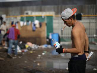 Mexico repatrieert eerste 105 Centraal-Amerikaanse migranten van de karavaan