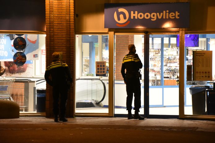 Overval in de Burgemeester Colijnstraat in Boskoop in de Hoogvliet.