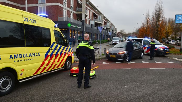 Een fietser is vrijdagmiddag zwaargewond geraakt bij een ongeval in Asten.