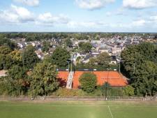 Gedoe met buurt om nieuwe padelbanen van tennisclub in Vriezenveen: ‘Het enige wat we willen is geen overlast’