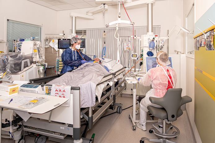 Het Meander Medisch Centrum verwacht het weer druk te krijgen met de behandeling van coronapatiënten