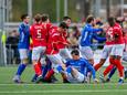 Een opstootje tijdens de Veenendaalse derby tussen DOVO en GVVV. Toen alle stofwolken waren opgetrokken, bleek GVVV met 0-2 te hebben gewonnen.