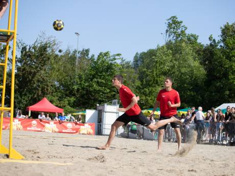 Broers Van Passel zijn de besten op het zand in Vogelwaarde