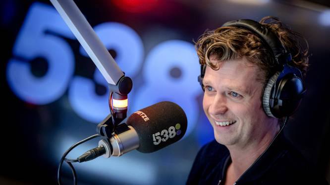 Wietze de Jager wil vaker bij gezin in Zwolle zijn: ‘Ochtendshow op Radio 538 vreet energie’