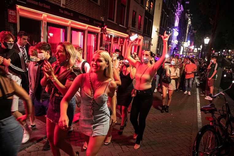 Opinie: 'Als sekswerker op de Wallen ben je niet weerloos' | Het Parool