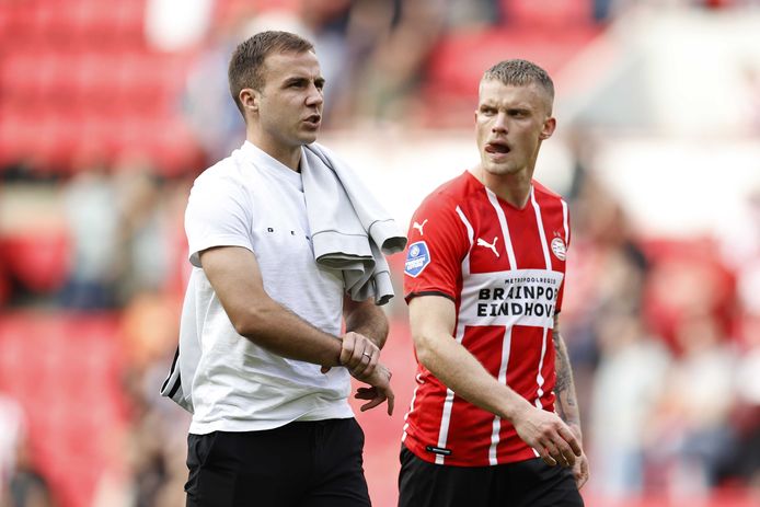 Mario Götze zondag na PSV - Feyenoord (0-4), nadat hij in de rust al was gewisseld.