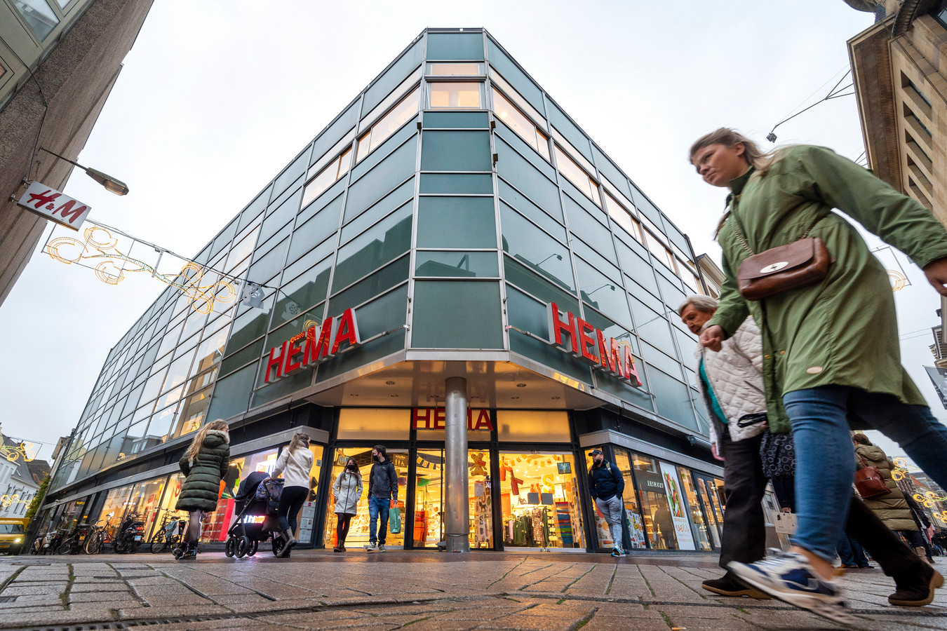 Hema verhuist na bijna negentig jaar nieuwe winkel in het