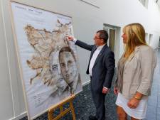 Schilderij met burgervaders voor honderdjarige gemeente Veldhoven