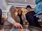 Hoog bezoek: Britse ambassadeur onder de indruk van Dickens in Deventer