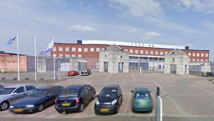 Gevangenbewaker Ontslagen Wegens Gebruik Softdrugs Rotterdam Ad Nl