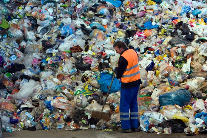 Triest resultaat: alle plasticafval uit grote verzamelcontainers afgekeurd in Haaksbergen