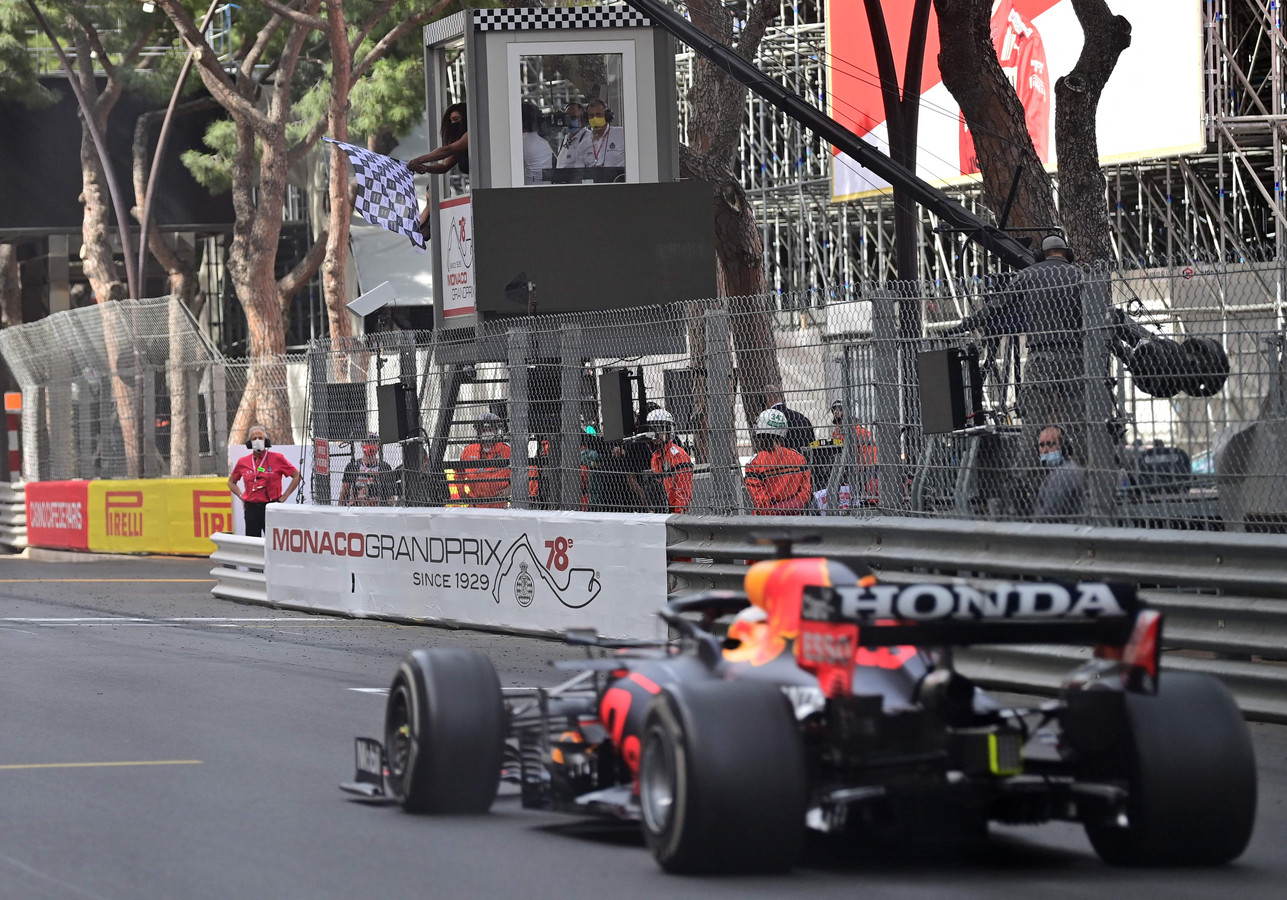 Historische dubbelslag: Verstappen wint GP van Monaco en ...