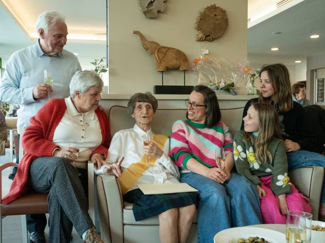 Woonzorgcentrum Ter Eyke viert 102de verjaardag van bewoonster Stephanie: “Ze is altijd veel in beweging geweest”