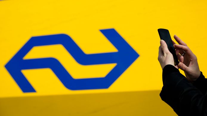 De NS start maandag met de proef met een Whatsapp/sms-alert op het traject Arnhem–Dordrecht.
