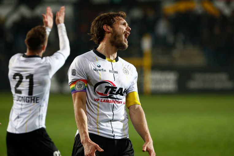 Killian Overmeire heeft geen ploeg sinds het faillissement van Sporting Lokeren. Beeld Photo News