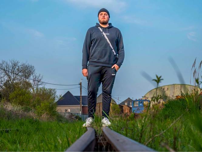 Ennio timmert aan muziekcarrière: “Trots op mijn eerste album”