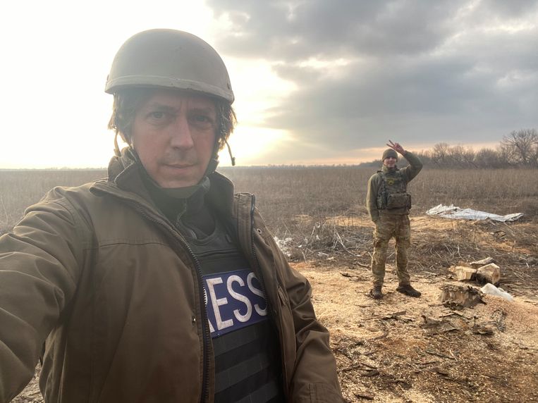 Robin Ramaekers in Oekraïne. ‘Ik lig thuis niet wakker van de oorlog. Ik kan de knop goed omdraaien.’  Beeld Robin Ramaekers