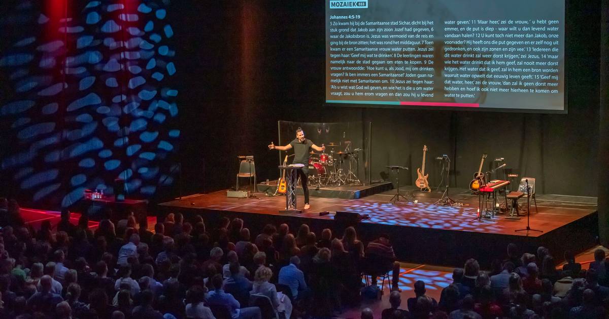 Hoe Instellen Kerkdienst Op Tv Alternatieve kerkdienst rukt op: ontdek hoe ‘gaaf’ God is in bomvolle