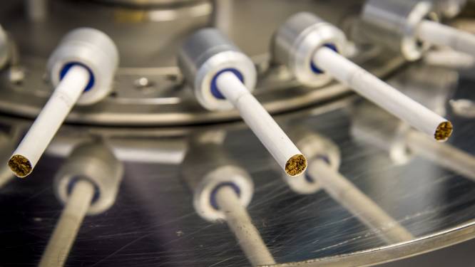 Ministerie in hoger beroep, sigaret blijft voorlopig in de winkel: ‘Het lijkt alsof ze bang zijn voor tabaksindustrie’