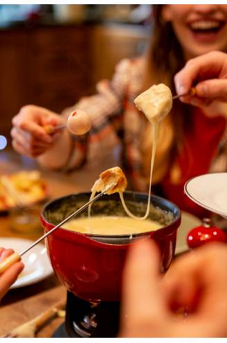 “Laat kinderen alstublieft nooit hun eigen ‘vleesjes’ bakken”: brandweer geeft advies voor veilige gourmet, fondue of teppanyaki 