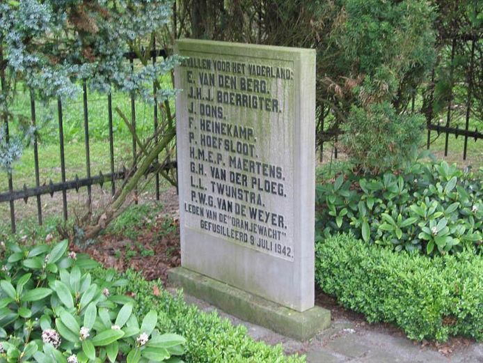 Een gedenksteen in het Nationaal Monument Kamp Amersfoort.
