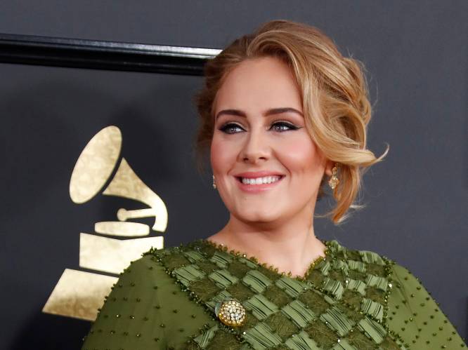 Bijna onherkenbare Adele blijft volgers verrassen met nieuwe look: ‘Ben jij het echt?’