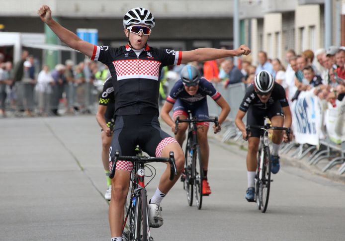 MenenKemmelMenen alleen met plaatselijke ronden “Omdat we de