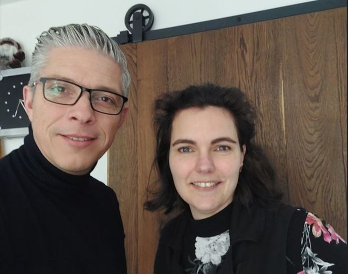 Verslaggever Walter van Zoeren en Monique, die ALS heeft.