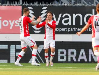 LIVE play-offs promotie/degradatie | FC Emmen in topvorm tegen KKD-revelatie FC Dordrecht