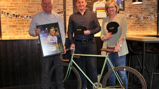 Sportverslaggever Christophe Vandegoor komt vertellen over Remco Evenepoel tijdens lezing