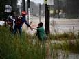 Evacuaties in Sydney vanwege overstromingen: hele huizen drijven weg