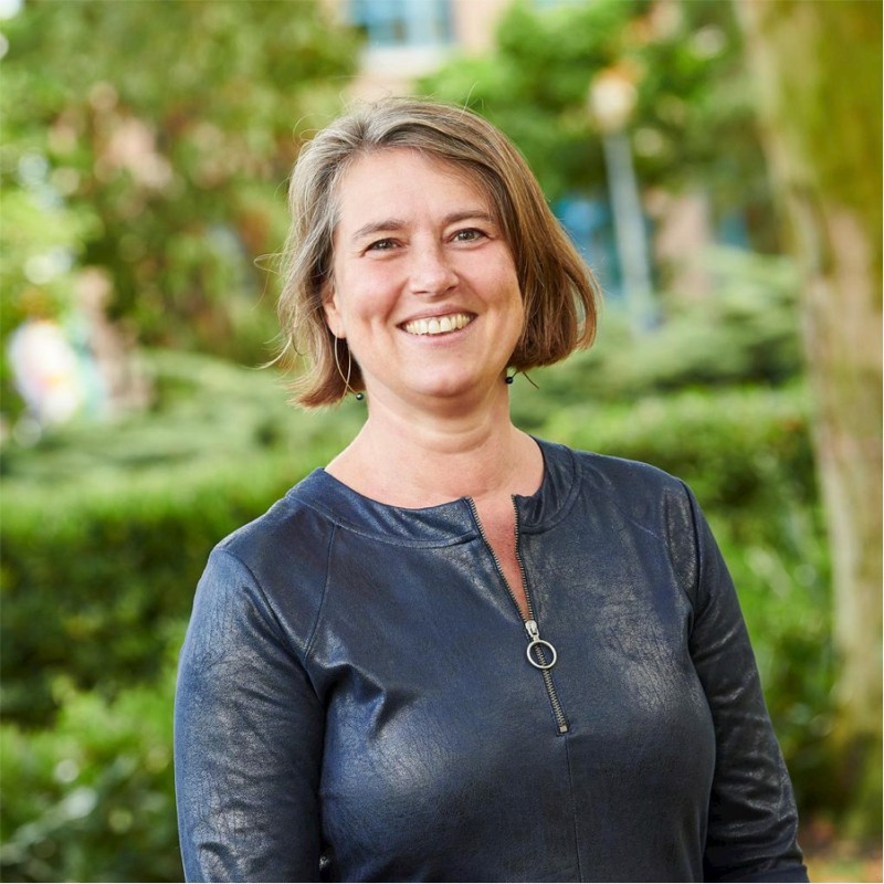 Mobieltjesverbod in onze klassen? Waar bemoeit de minister zich mee