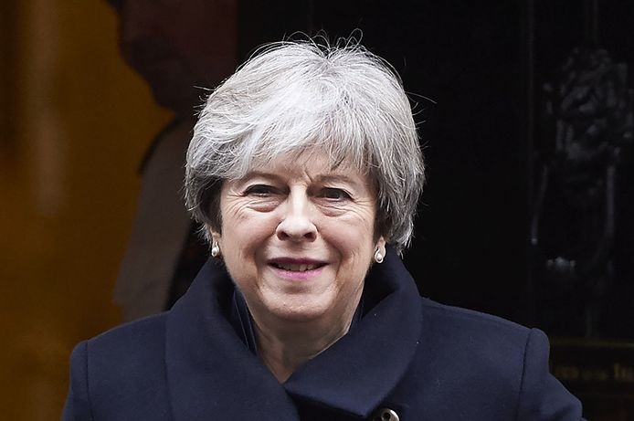 Geen vroeg kerstcadeau voor de Britse premier May: ze kreeg af te rekenen met rebellie binnen haar eigen partij.