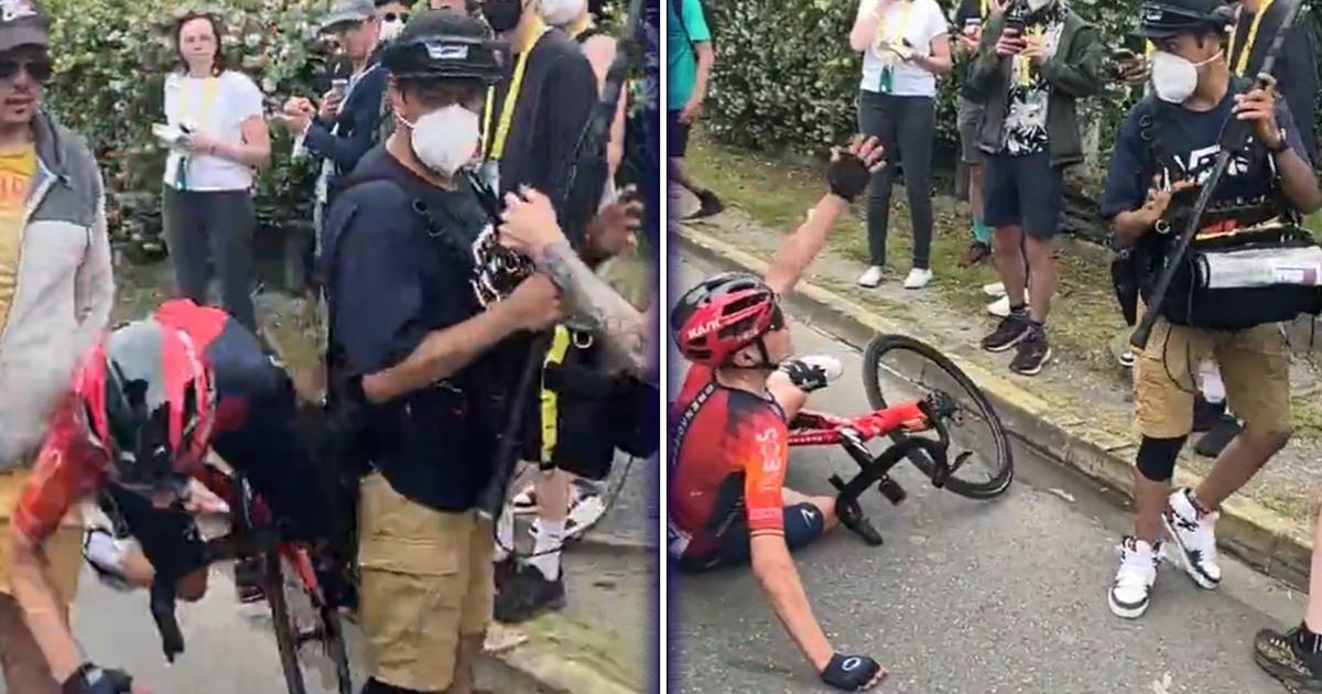 Carlos Rodriguez ná Touretappe hard onderuit na botsing met geluidsman.