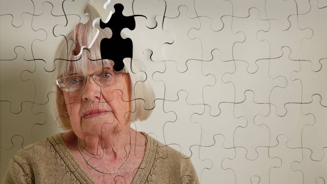 1 op de 5 mensen krijgt vroeg of laat dementie. Deze 10 zaken moet je wel of juist niét doen om je risico te beperken