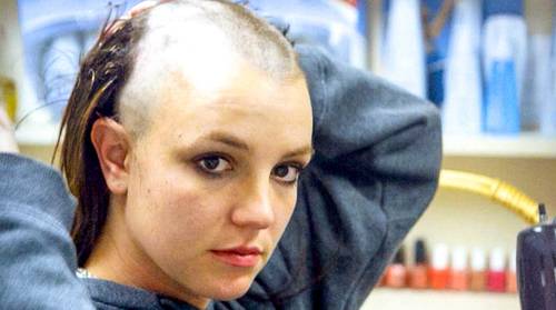 Wij keken al naar de beruchte Britney Spears-docu: “We hebben miljoenen verdiend aan haar lijdensweg”
