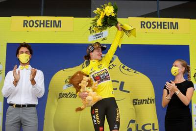 L’insatiable Marianne Vos remporte la 6e étape et conforte son maillot jaune