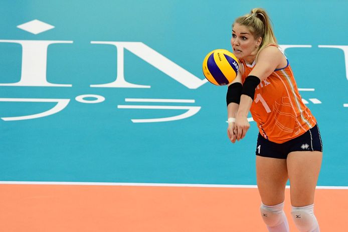 Kirsten Knip actief als international bij het Nederlands team.