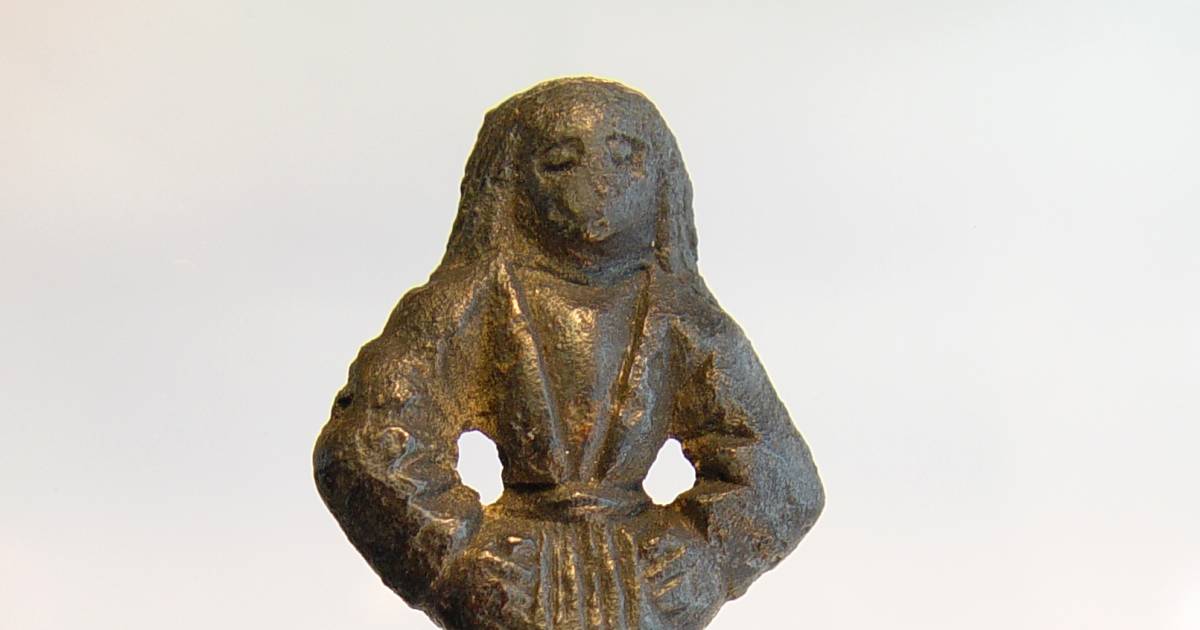 Een bronzen man uit Valkenisse | Extra | pzc.nl - PZC