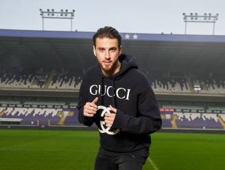 Een ‘rechttoe rechtaan’-gesprek met Wesley Hoedt: “Of ik Kompany's natuurlijke vervanger ben? Moet je aan hem vragen”