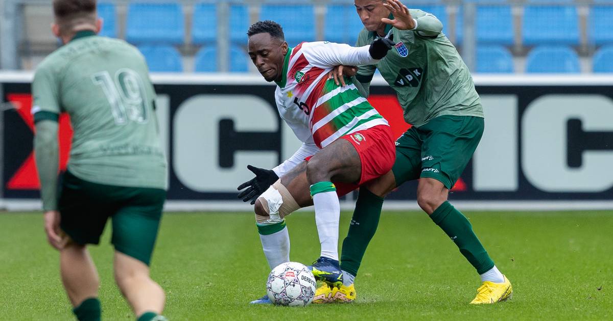 Suriname hard onderuit tegen reserves van PEC Zwolle