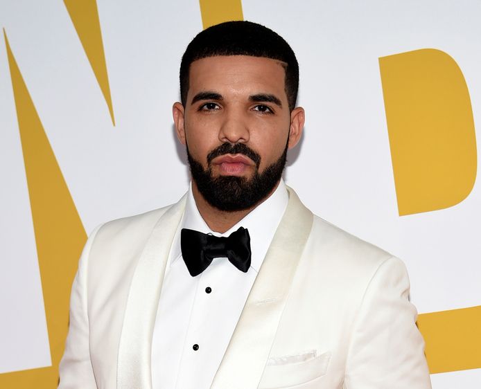 Drake bracht net twéé nieuwe singles uit.
