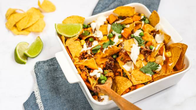 Wat Eten We Vandaag: Nachoschotel met gehakt en zoete aardappel