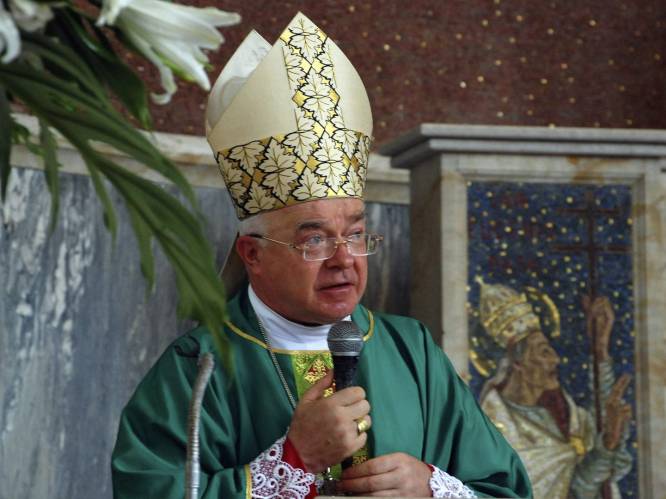 Vaticaan start proces tegen vroegere aartsbisschop en nuntius voor kindermisbruik