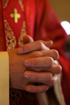 Un prêtre condamné en France pour avoir massé le sexe d’une fidèle à l’huile d’olive