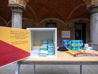 Leerlingen De Beuk zamelen menstruatieproducten in voor slachtoffers aardbeving
