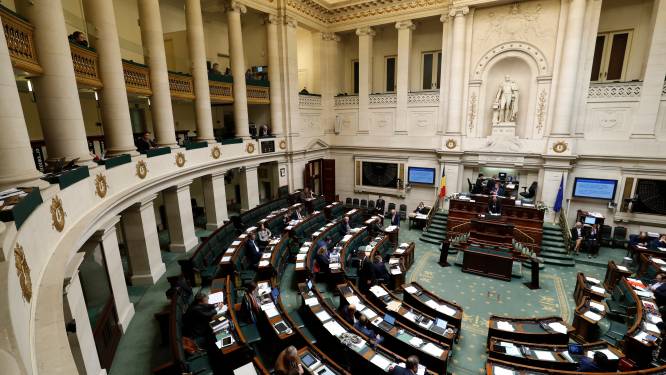 "Wie jong begint te werken, gaat erop achteruit": Kamer keurt eenheid van loopbaan in pensioenen goed