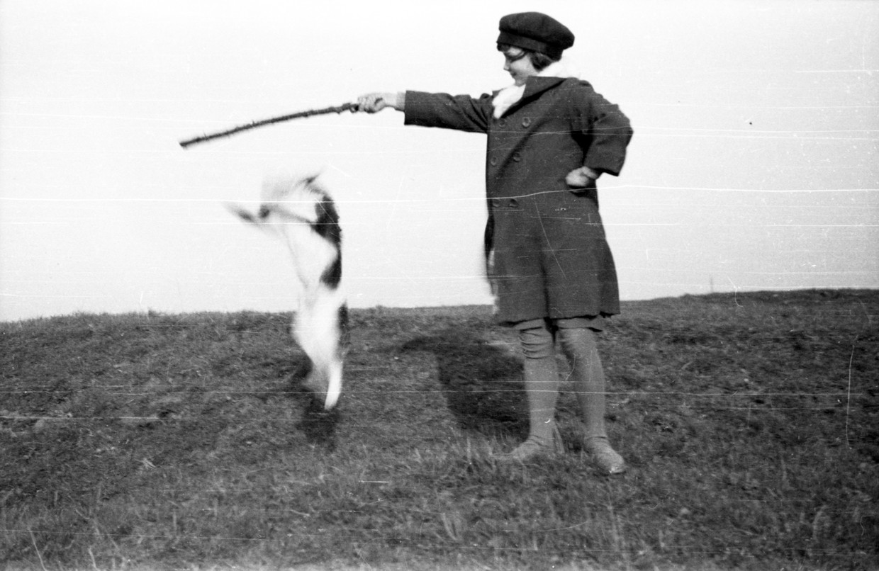 Streuvels, de fotograaf, had een grote liefde voor alledaagse taferelen. Beeld Collectie Letterenhuis